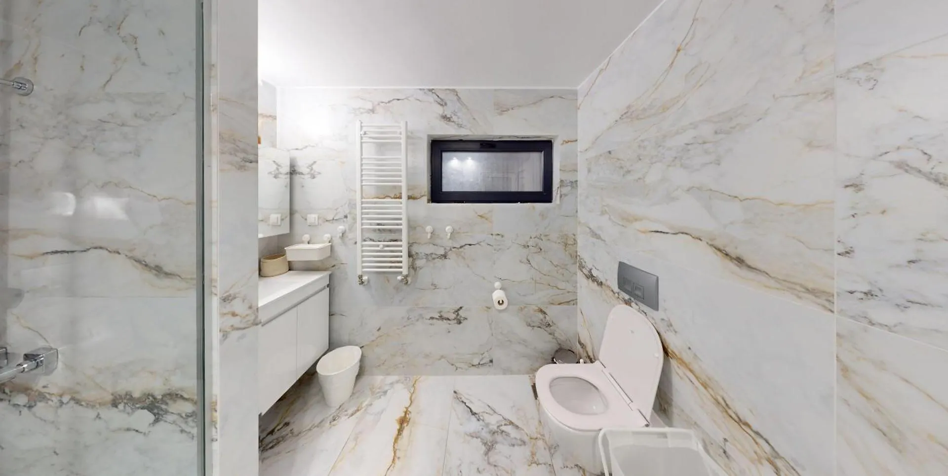Promo Center Suites Edg Салоники Греция